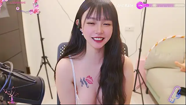 Snapshot of Yucheng__520 chatting on 04.23.26 Yucheng 520 online show from 04.23.26