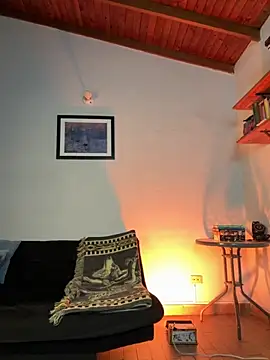 Snapshot of AlekBlake_ chatting on 10.24.25 AlekBlake online show from 10.24.25