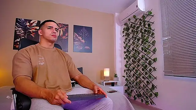 Snapshot of ChristopherBlack_ chatting on 02.16.26 ChristopherBlack online show from 02.16.26