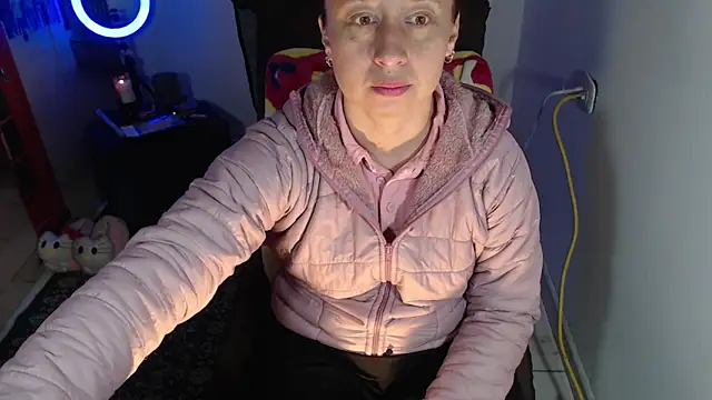 Milf Valeria online show from 09.30.25