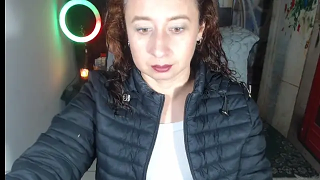 Milf Valeria online show from 11.06.25