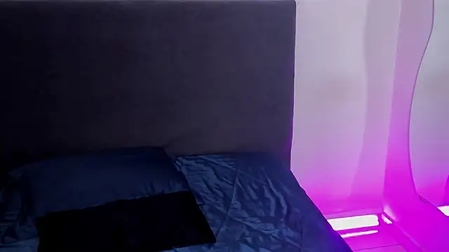 saramikaelson online show from 12.19.25