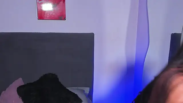 saramikaelson online show from 04.10.26