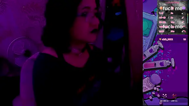 Snapshot of Ftm_Bunny chatting on 11.02.25 Ftm Bunny online show from 11.02.25