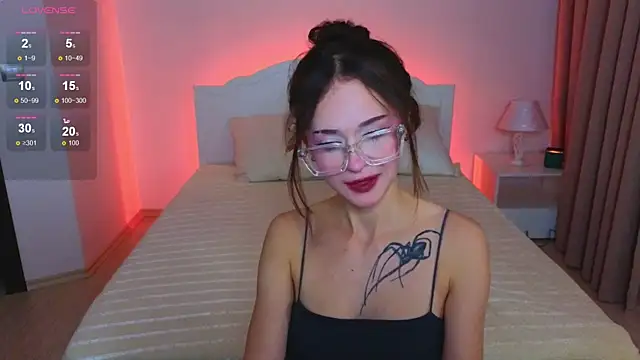 Snapshot of Adetta chatting on 09.15.25 Adetta online show from 09.15.25