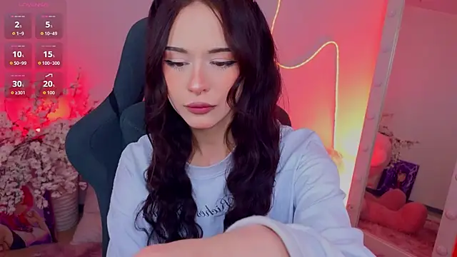 Adetta online show from 04.18.26