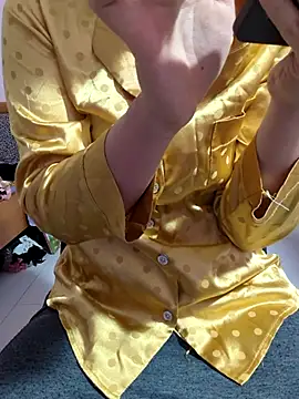 Snapshot of sasud2 chatting on 11.10.25 sasud2 online show from 11.10.25