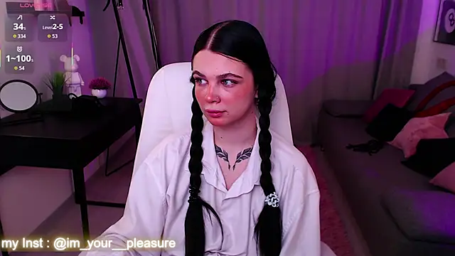 Michela Fruet online show from 02.11.26