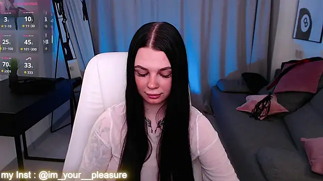 Michela Fruet online show from 02.21.26