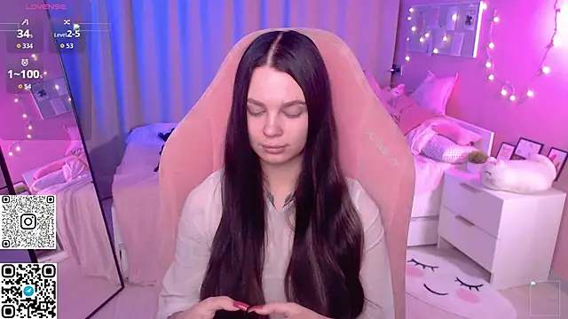 Snapshot of Michela_Fruet chatting on 05.09.26 Michela Fruet online show from 05.09.26