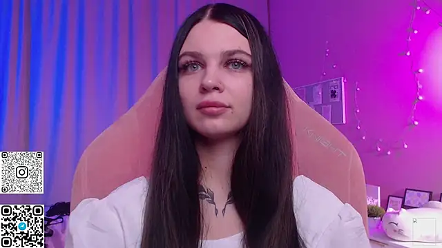Snapshot of Michela_Fruet chatting on 05.12.26 Michela Fruet online show from 05.12.26