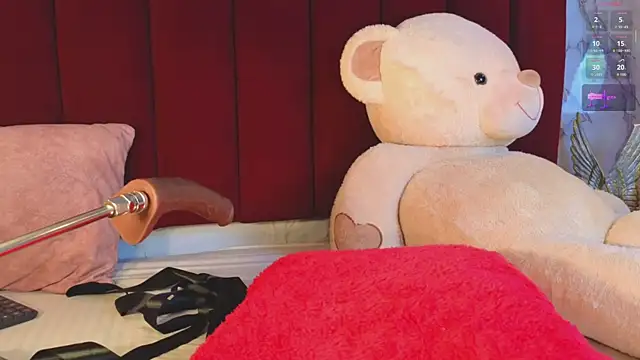 PrincePoppy online show from 11.12.25