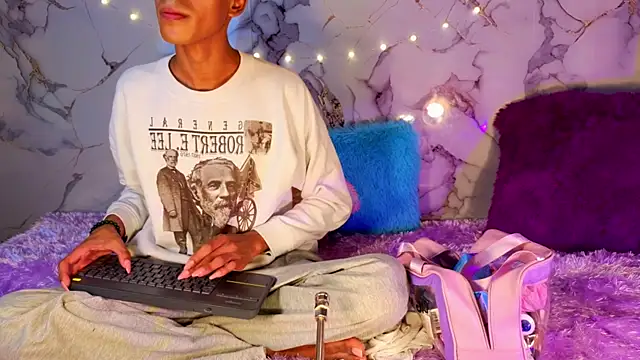 PrincePoppy online show from 01.07.26