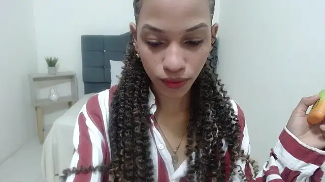 KittyLove s online show from 04.25.26