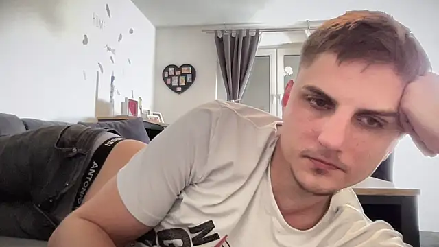 Sweetbooy90 online show from 03.21.26