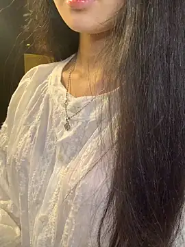 Snapshot of Nhinhi18 chatting on 05.15.26 Nhinhi18 online show from 05.15.26