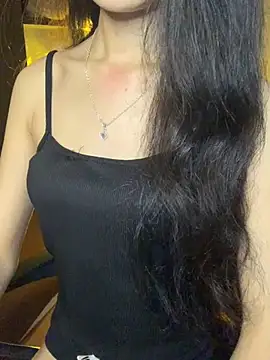 Snapshot of Nhinhi18 chatting on 07.25.26 Nhinhi18 online show from 07.25.26