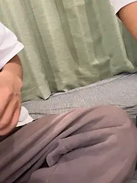 C-4bomb online show from 10.10.25