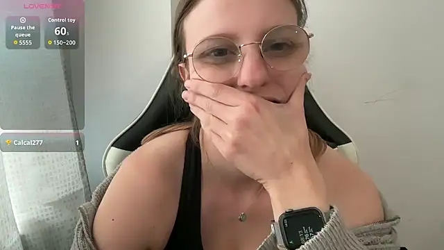 BustyKellyXXX online show from 04.01.26