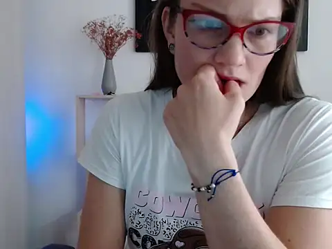 Camila-ventura online show from 10.05.25