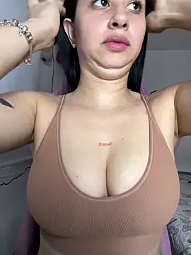 lucy grey25 online show from 02.18.26