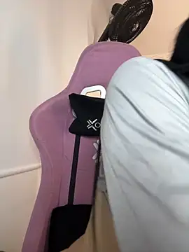 lucy grey25 online show from 03.14.26