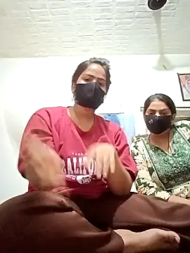 Snapshot of goyal-99 chatting on 10.02.25 goyal-99 online show from 10.02.25
