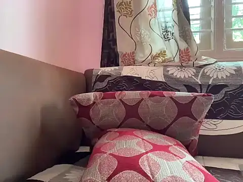 Snapshot of project085 chatting on 10.02.25 project085 online show from 10.02.25