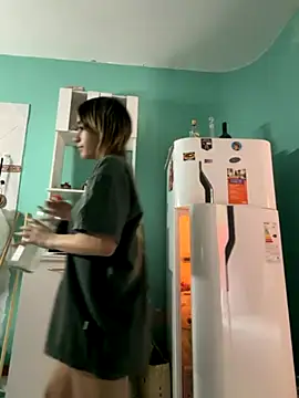 Babylovetiernax online show from 11.27.25