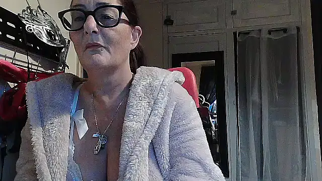 Mistress-Ivy51 online show from 10.31.25