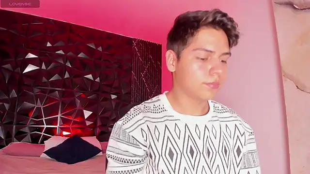 Asta Black online show from 09.13.25