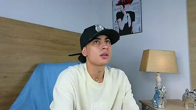 Stiven Benet  online show from 10.20.25