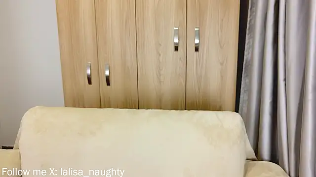 Lisa manobann online show from 05.30.26