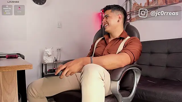  Juanes online show from 11.11.25