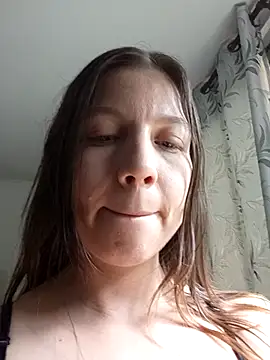 Snapshot of Arianna_Moss chatting on 09.26.25 Arianna Moss online show from 09.26.25