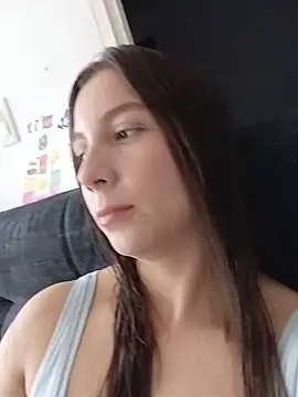 Arianna Moss online show from 07.05.26