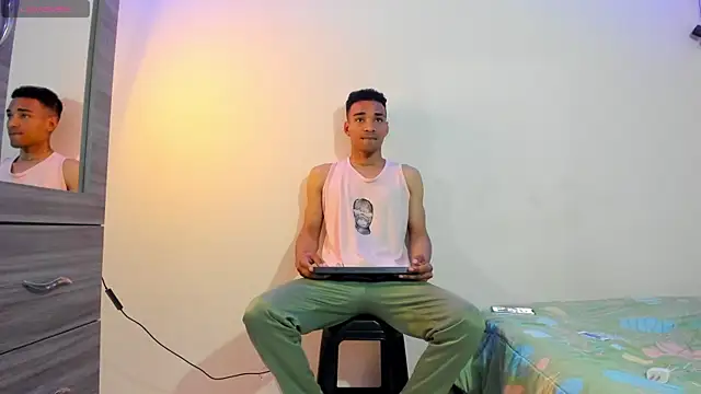 Snapshot of kenan_2601 chatting on 11.03.25 kenan 2601 online show from 11.03.25