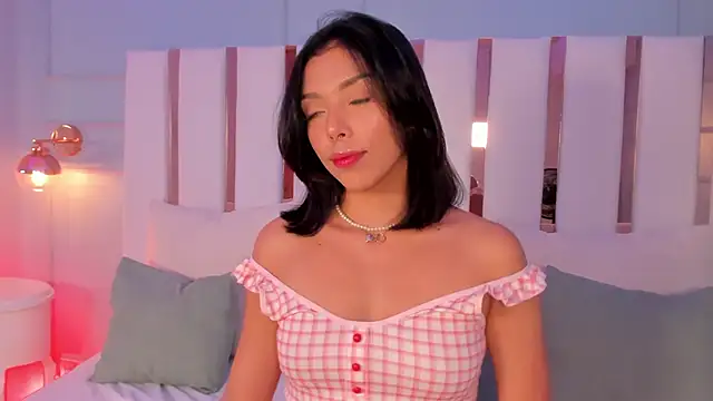 Snapshot of selene_phmoon chatting on 10.14.25 selene phmoon online show from 10.14.25