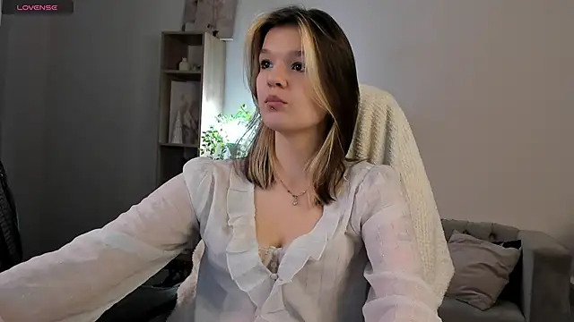 Kati Li online show from 11.09.25