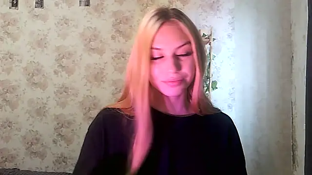 ClaireLaSweet online show from 10.14.25