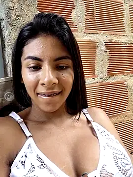 Snapshot of chaparritahot99 chatting on 10.14.25 chaparritahot99 online show from 10.14.25