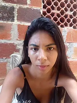 Snapshot of chaparritahot99 chatting on 10.17.25 chaparritahot99 online show from 10.17.25