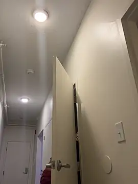 Snapshot of Tu_GataLinda chatting on 10.17.25 Tu GataLinda online show from 10.17.25