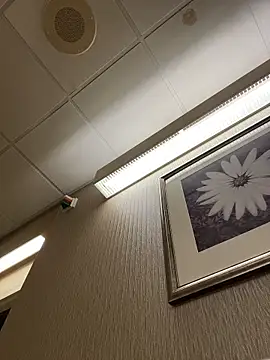 Snapshot of Tu_GataLinda chatting on 11.01.25 Tu GataLinda online show from 11.01.25