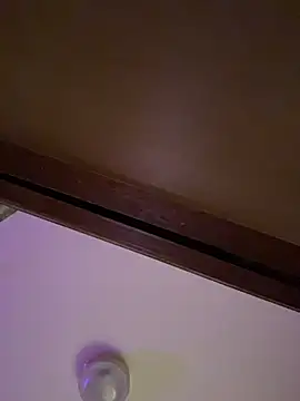 Snapshot of Tu_GataLinda chatting on 11.08.25 Tu GataLinda online show from 11.08.25