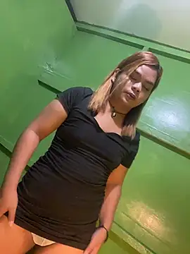 Snapshot of ladymiah chatting on 02.27.26 ladymiah online show from 02.27.26