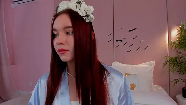 Snapshot of NoraHaynes chatting on 10.27.25 NoraHaynes online show from 10.27.25