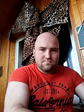 Snapshot of fbsinfo chatting on 09.18.25 fbsinfo online show from 09.18.25