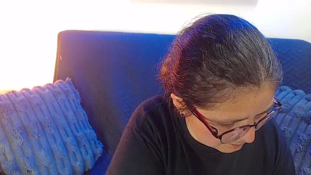 Linda banks  online show from 12.03.25