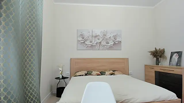 Snapshot of bab_boom chatting on 10.21.25 bab boom online show from 10.21.25